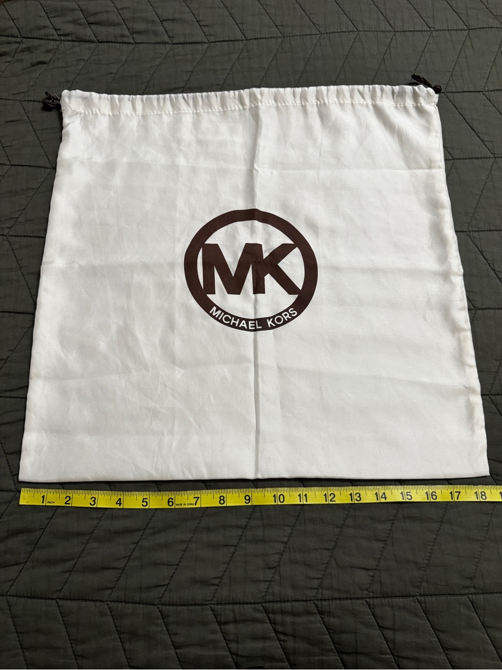 Michael Kors Drawstring Dustbag with MK Logo Large 18x18 White/Brown Designer